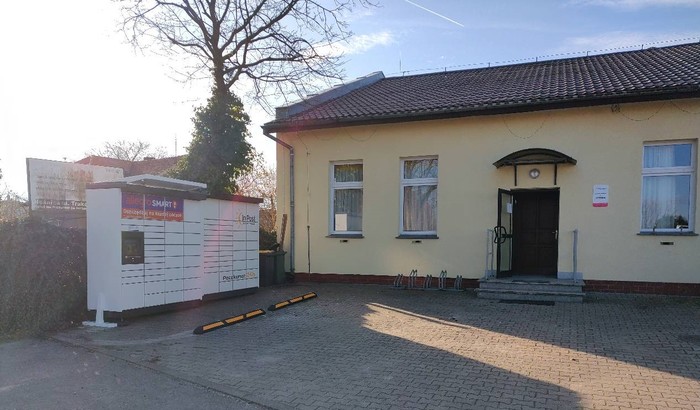 Paczkomat BYSR01M Przy świetlicy wiejskiej