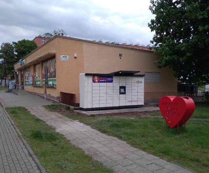Paczkomat GPA01M przy Lewiatanie