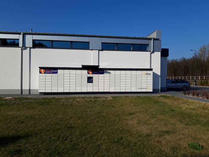 Paczkomat LCC01M boczna (lewa) ściana Lidla