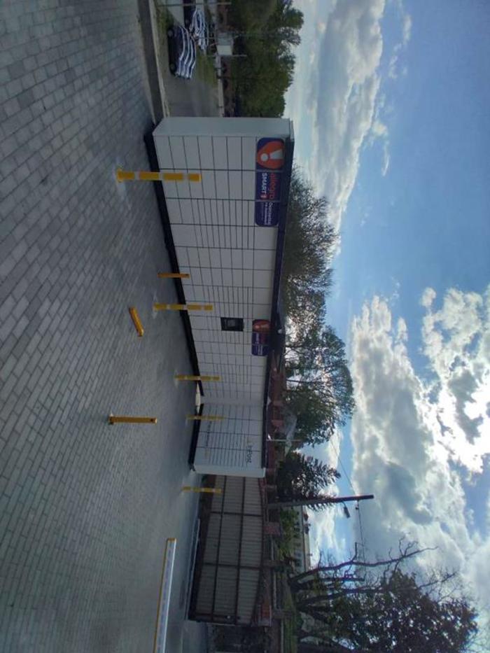 Paczkomat LUB61M Parking za kościołem św. Pawła
