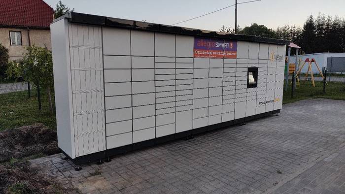 Paczkomat NCI01M Przy placu zabaw