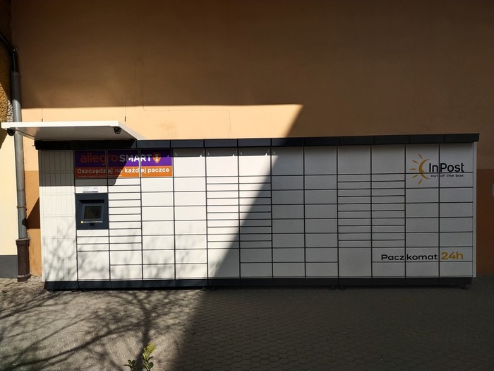 Paczkomat SIS14M Przy Dom Kultury Chemik